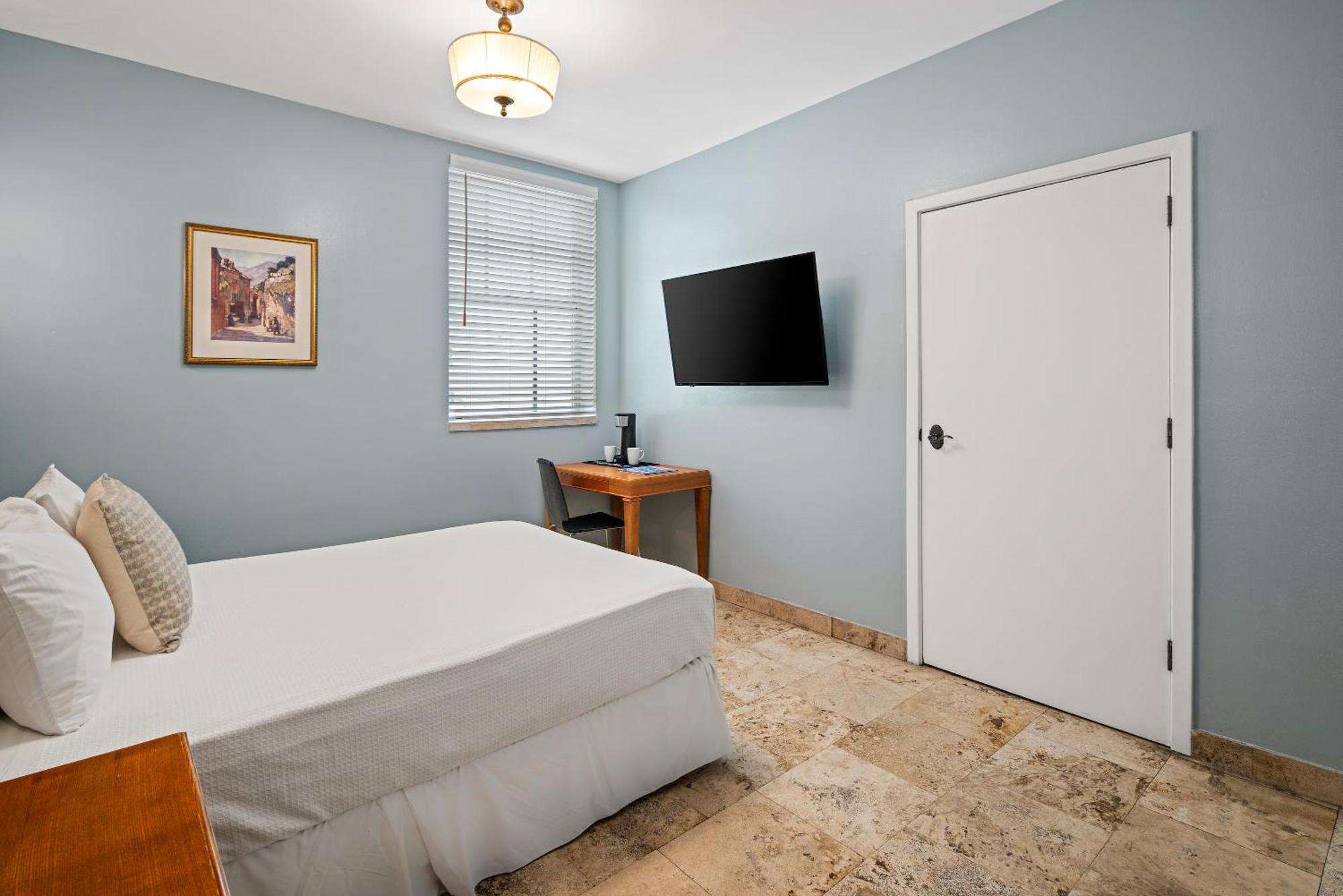 Hotel Kasa La Flora And Impala Miami 3*